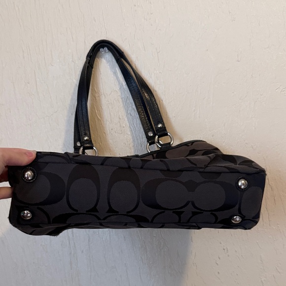 Coach Black Signature Shoulder Bag - Picture 3 of 6
